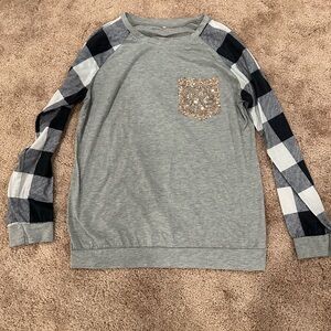 Gray Women’s Shirt with Checkered Sleeves